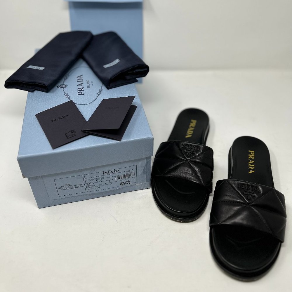 Prada Logo Black Quilted Leather Slide Sandal Size 37 Orig. $750 w/Box & Receipt